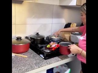 what are u looking at?🥵🥵