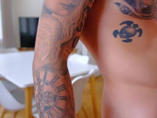 Tru Kait gave us her vagina to put our 3 cocks and make a double penetration.