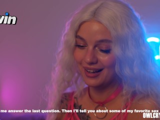 My stepsister’s a shitty influencer — but she fucks like a champ