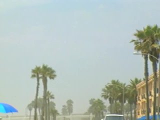 Bionda vogliosa scopata nel culo da un grosso cazzo