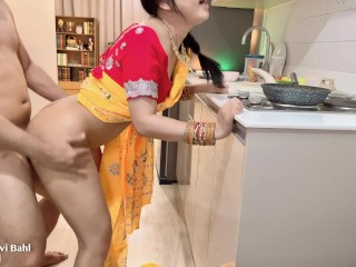 Indian Big Ass Bhabhi Hardcore Fuck in Kitchen for Starving Dick