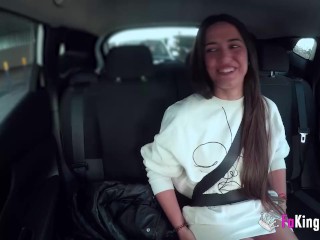 4 girls about to start their scene at FAKings, Nuria, Charlotte, Lana and Sofia