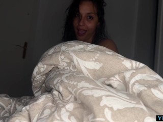 La mujer ARABE  de mi hermano es una guarra! aprovecha que no esta y me corro dentro de su coño - HIBA HAKIMI 