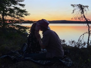 Love at a Lake in the Sunset - RosySky - 4K 30fps