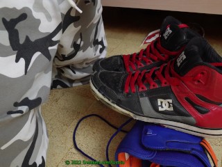 fucking trashed dc spartan, ripping of sole, cutting, jerking off