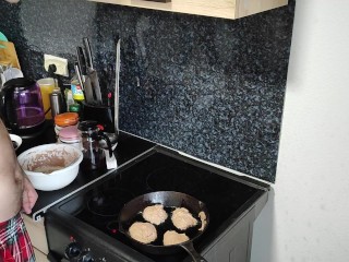 Оладьи из манки и какао