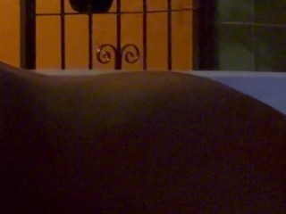 Sex in the jacuzzi, she likes it hard