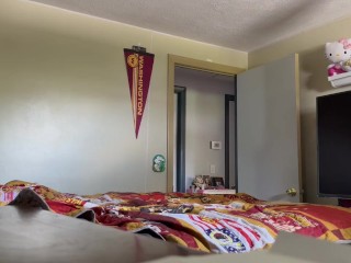 Step sister wanted me to fuck her ass while we aren’t home alone