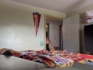 Step sister wanted me to fuck her ass while we aren’t home alone