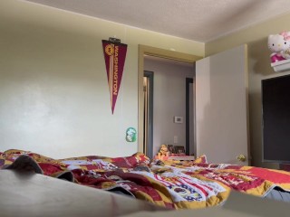 Step sister wanted me to fuck her ass while we aren’t home alone