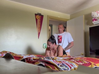 Step sister wanted me to fuck her ass while we aren’t home alone