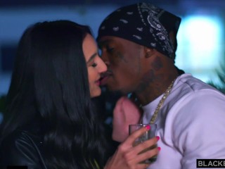 BLACKEDRAW Eliza hooks up with BBC after her BF stood her up