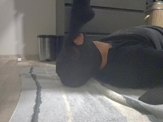 After cleaning my shoes, I cleaned his mouth with my pee.