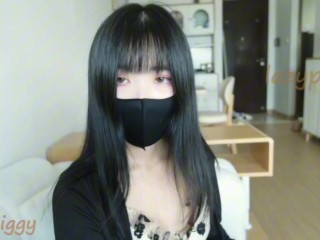 女教师来家访，并帮我补习了性爱课