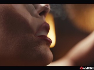 Italian Beauty Vale Nappi Smoking Porn - Big Ass Girl with Hairy Pussy Fucked holding Cigarette