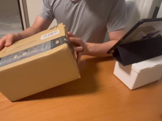 【ボテ腹】搾乳器を買ったから、私の乳首と彼の乳首を使って練習したよ✨