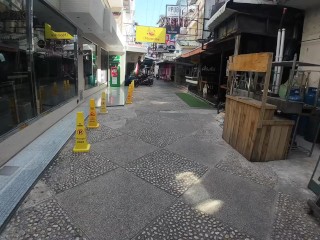 Walking in the Pattaya Jungle! Thailand