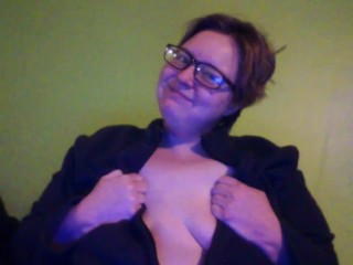 Frazzle Shows off her 38DDD TITS!