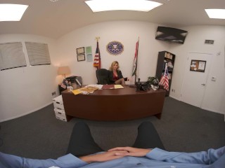 VR BANGERS Determined Hot FBI Agent  You With Her Wet Pussy VR Porn