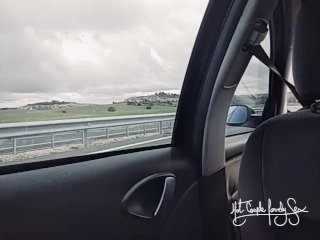 Uber fantasy: testing the uber driver on a public highway. Yoga pants