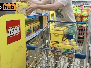 Panic-buying Lego sets for the coronavirus quarantine (covid 19 lockdown)