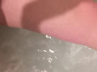 Milkymama teases hairy pussy in tub using bath bomb and fingers 