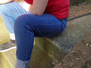 Alice - A Smoke Break and Pissing My Jeans, Just Because I Love It ;)