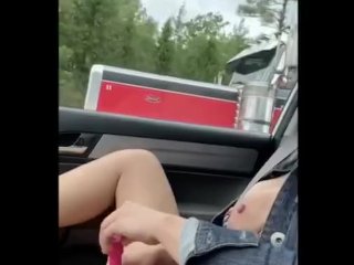 Orgasm on highway when the trucker watch me masturbate