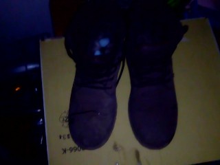 I cum in smelly Winter Boots of a hot Teen girl