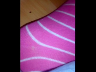 Teen Babe show me her cute feet in pink socks