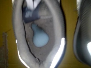 I cum on stepsister's sneaker