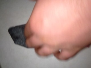 I piss in stepsister's grey sneaker socks 