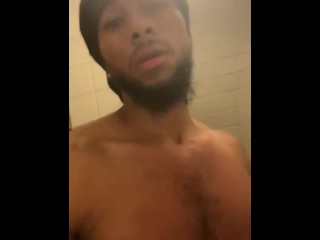 Amateur American Masculine Guy Taking A Shower