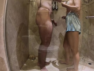 BLONDE COSPLAY MERMAID FUCKED IN THE SHOWER AFTER A BEACH PHOTOSHOOT (short)