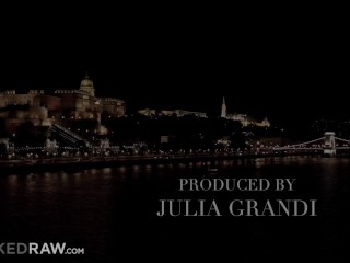 BLACKEDRAW BBC-thirsty hottie hooks up with stranger