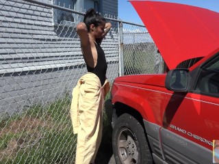 Stuck Fetish on Labor Day - Viva Athena gets stuck in a truck.