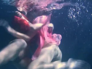 Lilia Mihalkova and Natalia Kupalka underwater lesbians