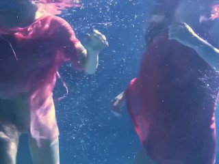 Lilia Mihalkova and Natalia Kupalka underwater lesbians