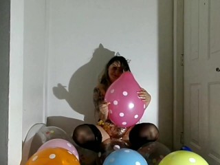 Looner Balloon play 20+ B2P'S sit2pops Hump2pops no pops pumping balloons with all parts of my body 