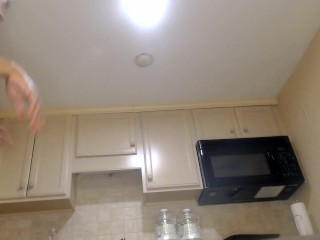 ALICA TWERKS NAKED AND SPREAD ASS CHEECKS