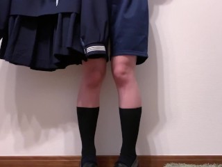 紺セーラーに手コキ服射 cum onto sailor school uniform