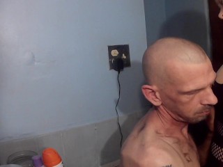 Baldbabey shaves his head