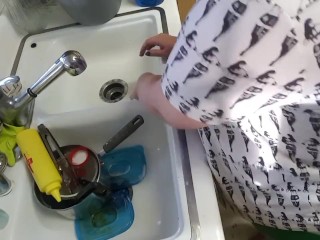 BBW Washing the Dishes