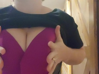 Good morning beautiful boobies!  Showing my natural tits beefore work.