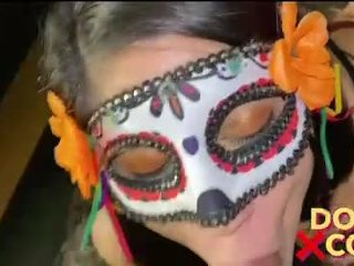 Hot babe giving best blowjob ever in Masquerade mask