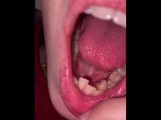 Mouth tour. Uvula and teeth 