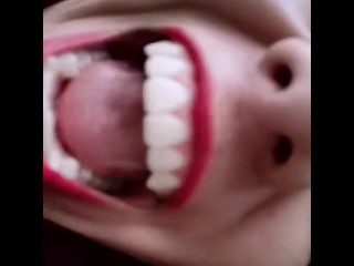 Giantess vore buttcrush español