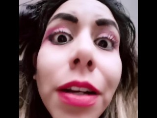 Giantess vore buttcrush español