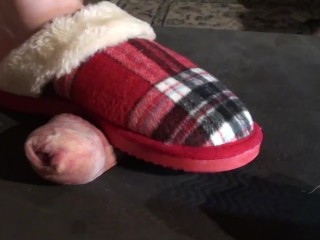 BBW RED SLIPPERS COCK CRUSH PT1