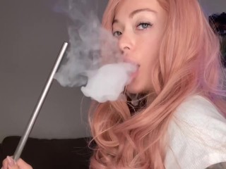 Babe smoking jerking off and suck 